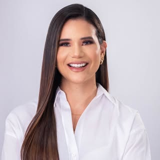 Rina María Cantó Aguilar