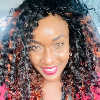 Shakira MacDonald Agustín