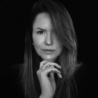 Kátia Peterle Camargos