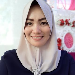 Endang Mahari