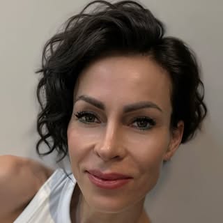 Dina Kalandārova