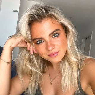 Phoebe Noble