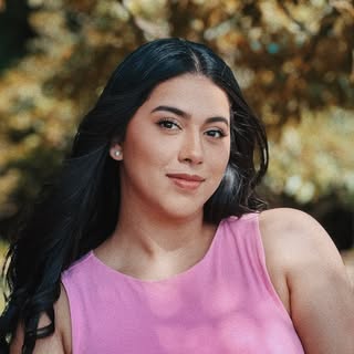 Teresita Gómez