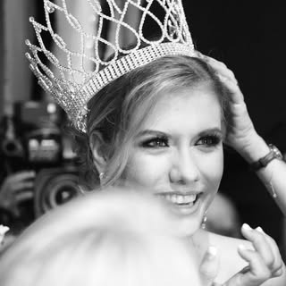 Andréa Lux