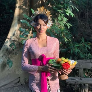 Bunga Jelitha Ibrani