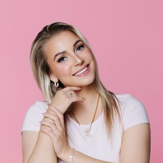 Elísa Gróa Steinþórsdóttir