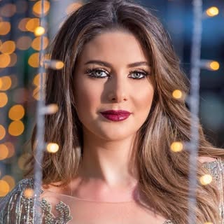 Saly Greige