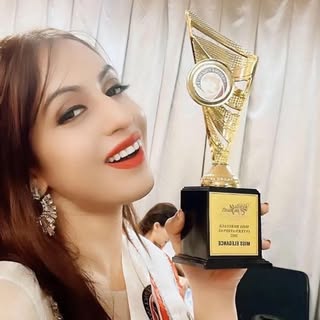 Laila Khan