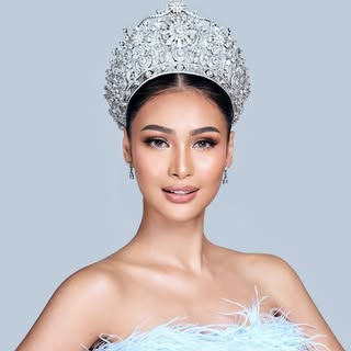 Myrna Esguerra