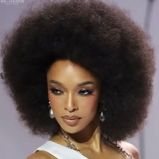 Ophély Mézino
