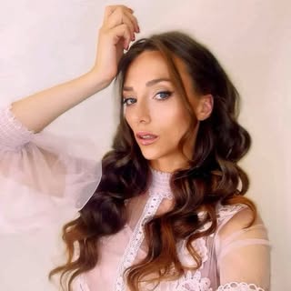 Alina Safronova