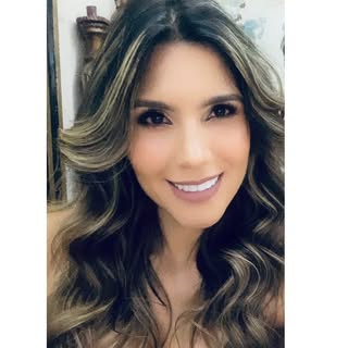 Ana María Velasco Bravo