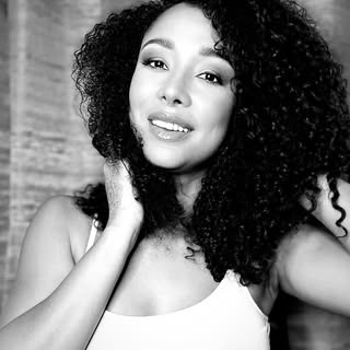 Millunay Freitez Hull